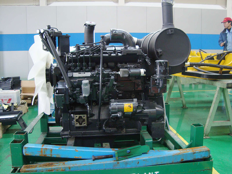 PC60-7發動（dòng）機